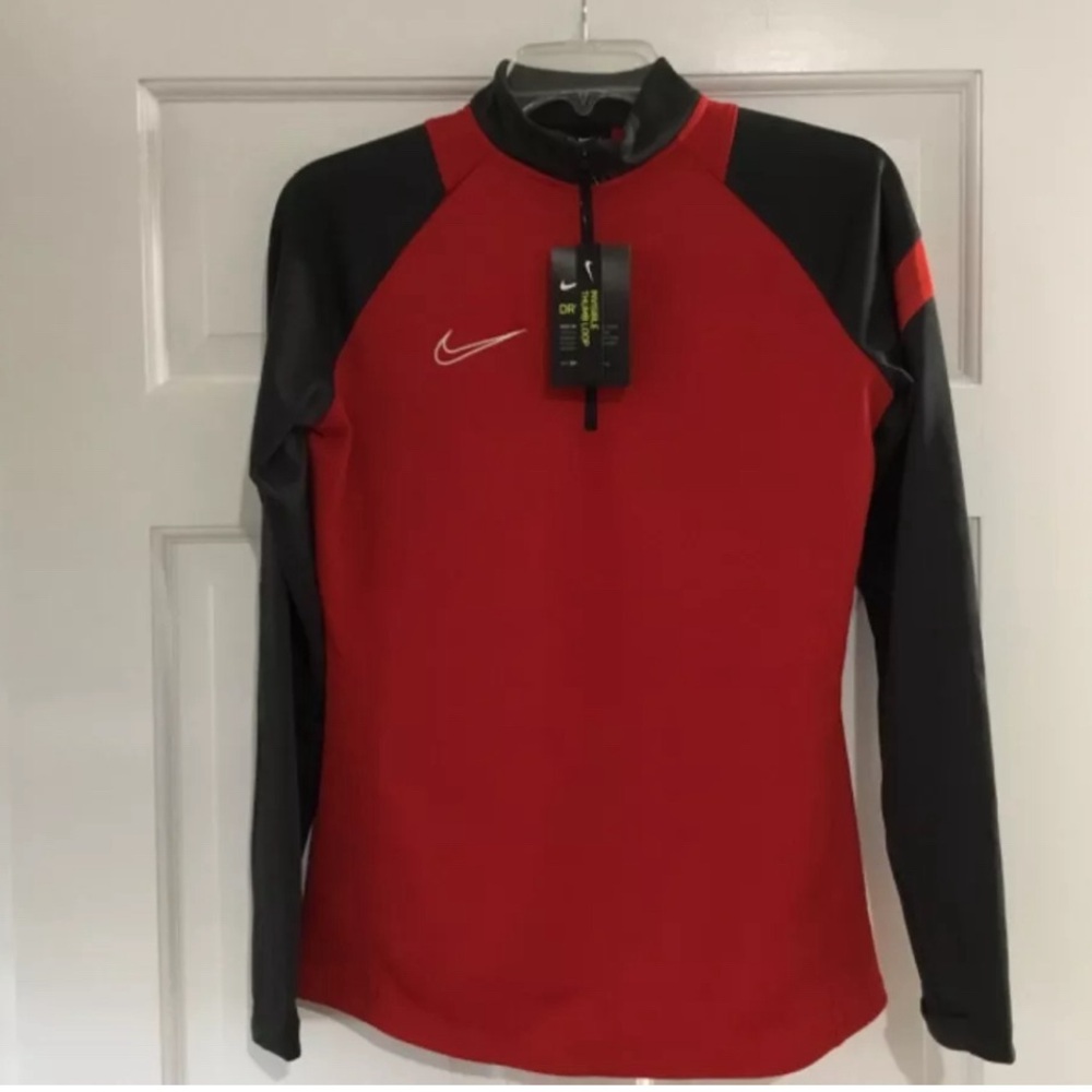 Red quarter zip jacket women’s size